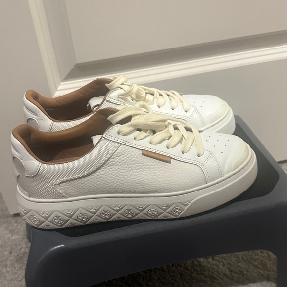 Tory Burch White Leather Sneakers with Tan Accents - Picture 4 of 5